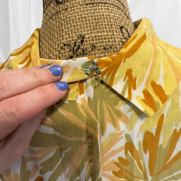 70s Retro/Vintage Floral Blouse - M/L - Yellow and Orange - Picture 7 of 9